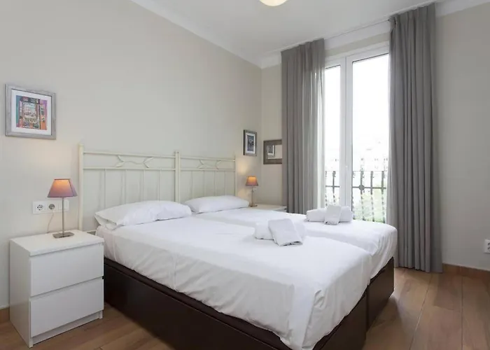 Appartement Bright & Spacious Family Flat In *