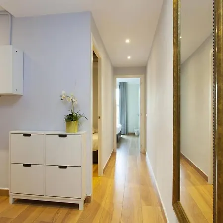 Bright & Spacious Family Flat In * Barselona